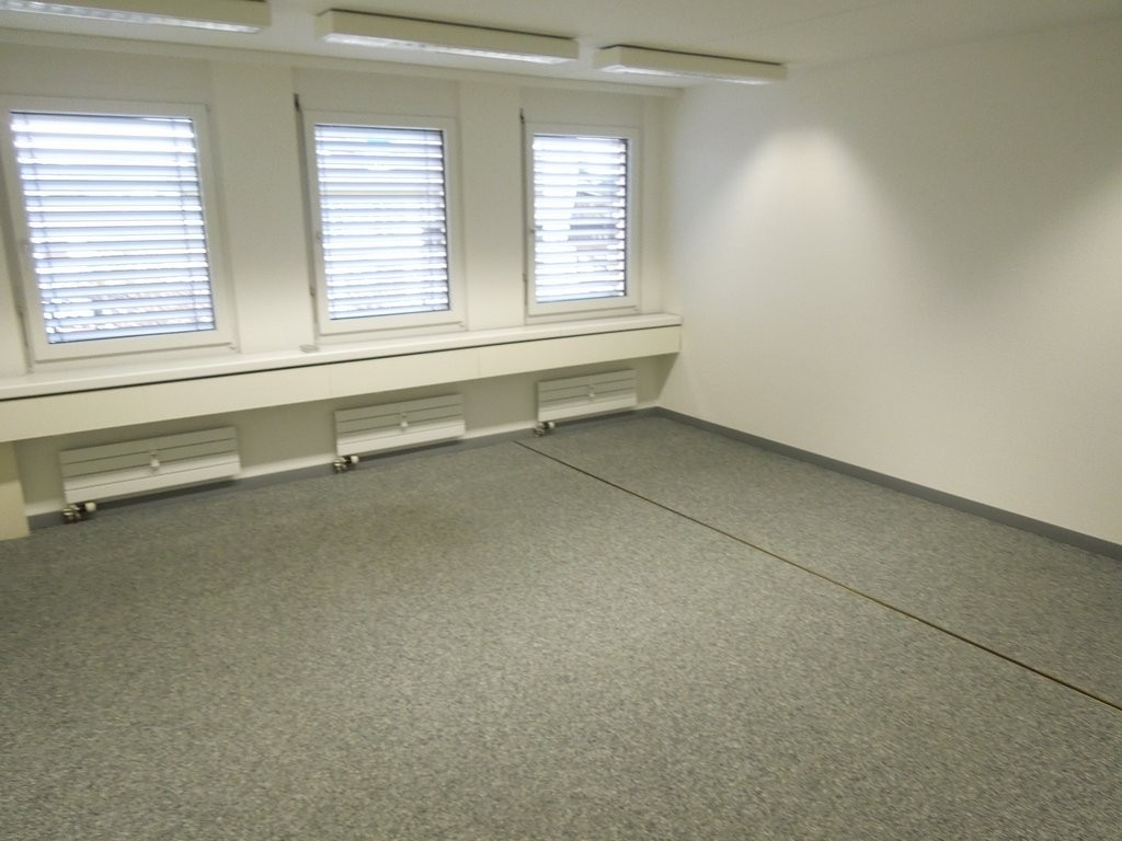 108m² office