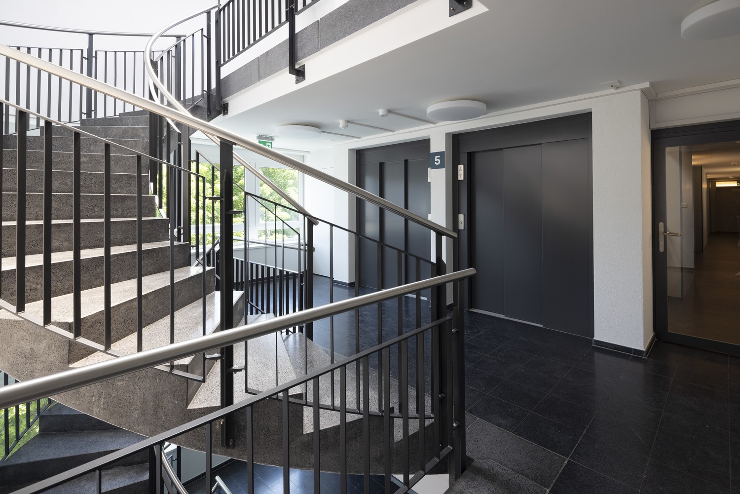 49m² office