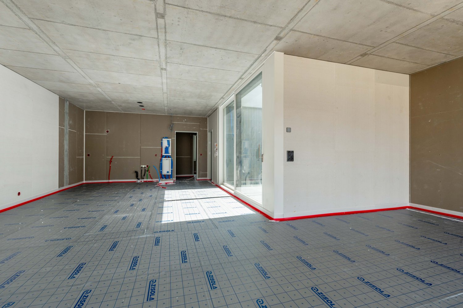70m² office