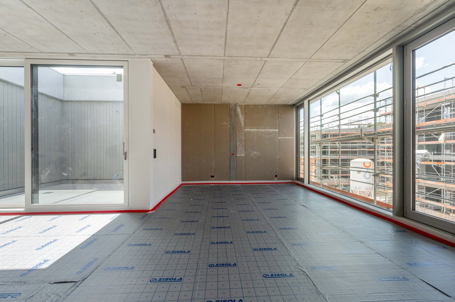 70m² office