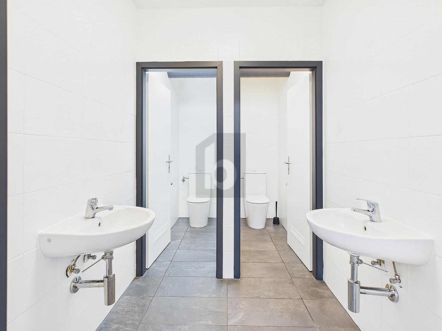 Negozio di 158m²