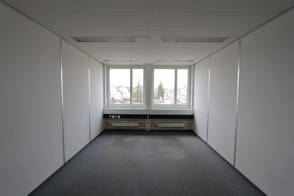 Bureau de 14m², photo 3 sur 3