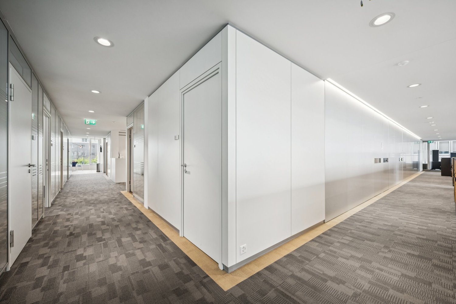 802m² office, Foto 9 von 10