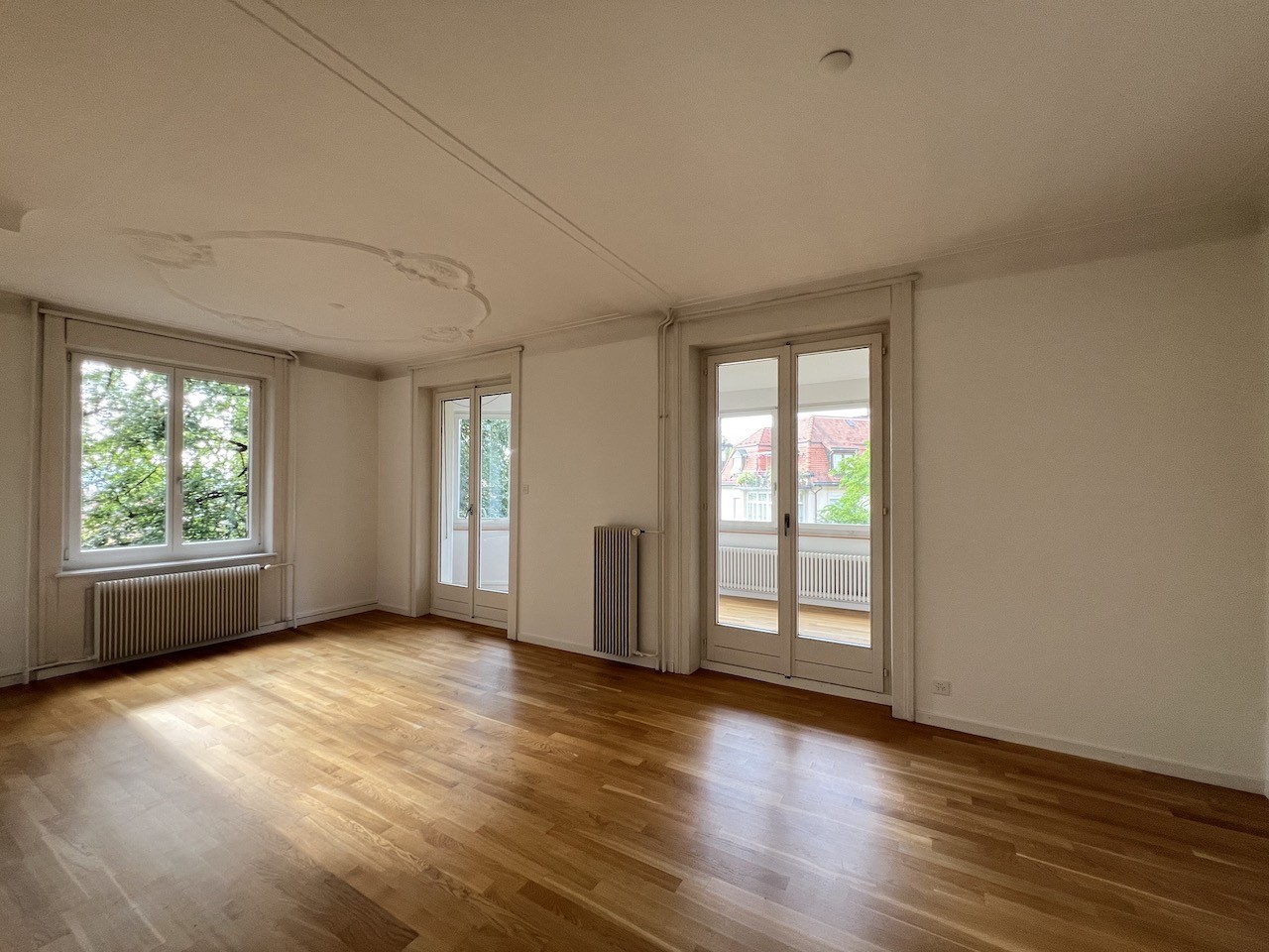 150m² office