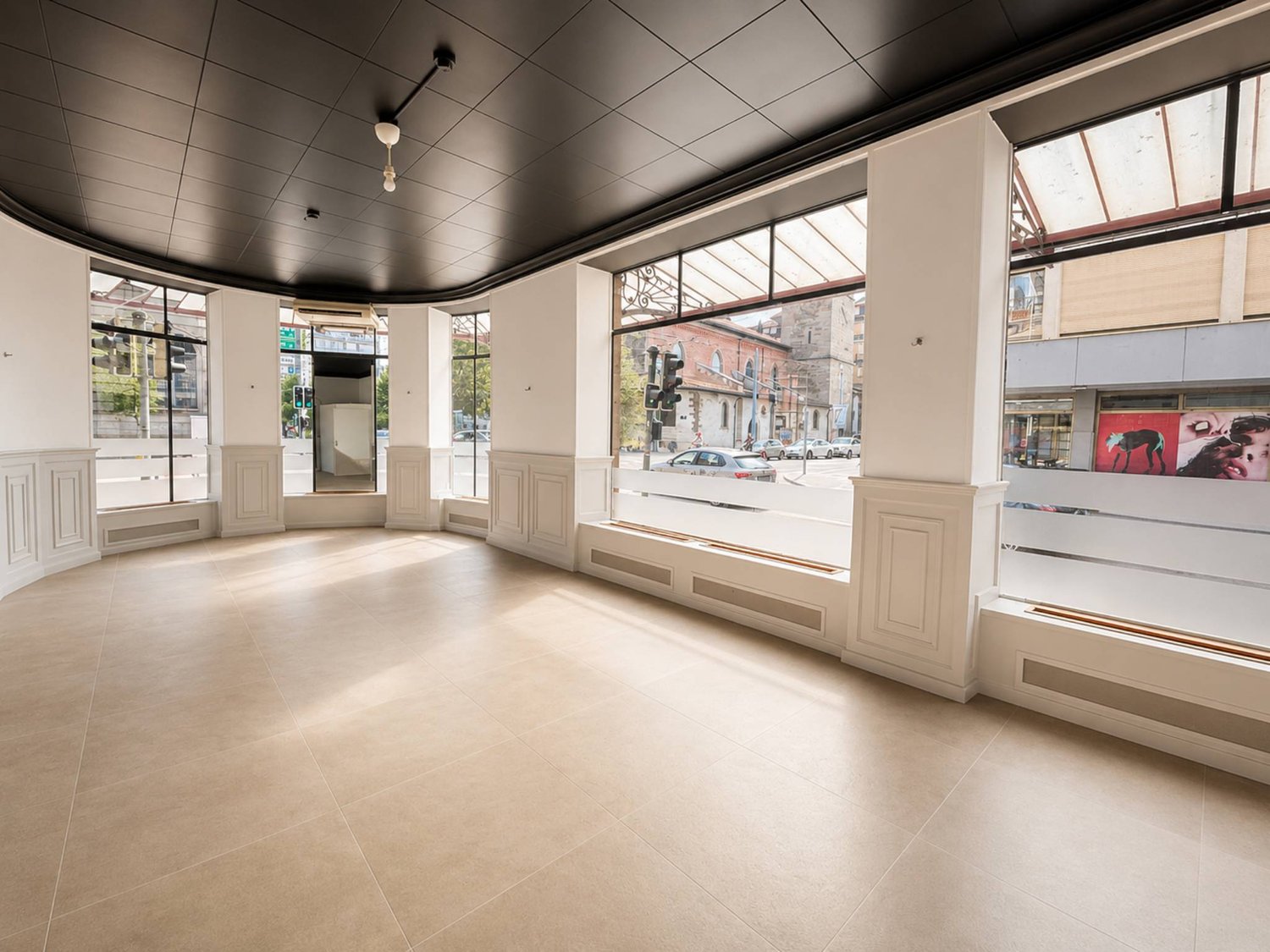 162m² Ladenfläche, Foto 1 von 10