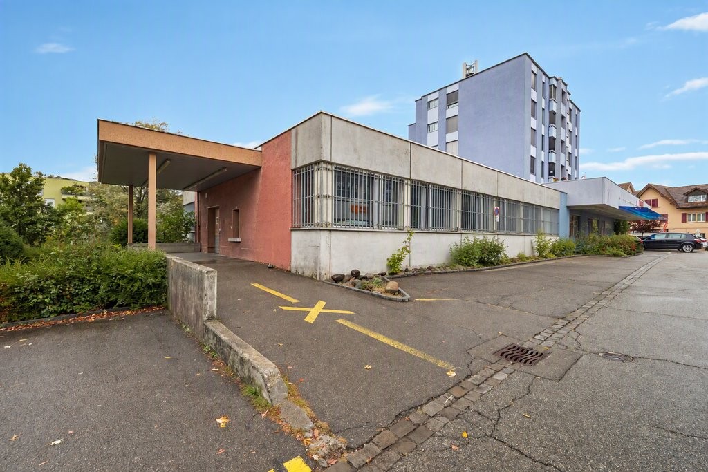 Negozio di 520m², foto 1 di 10