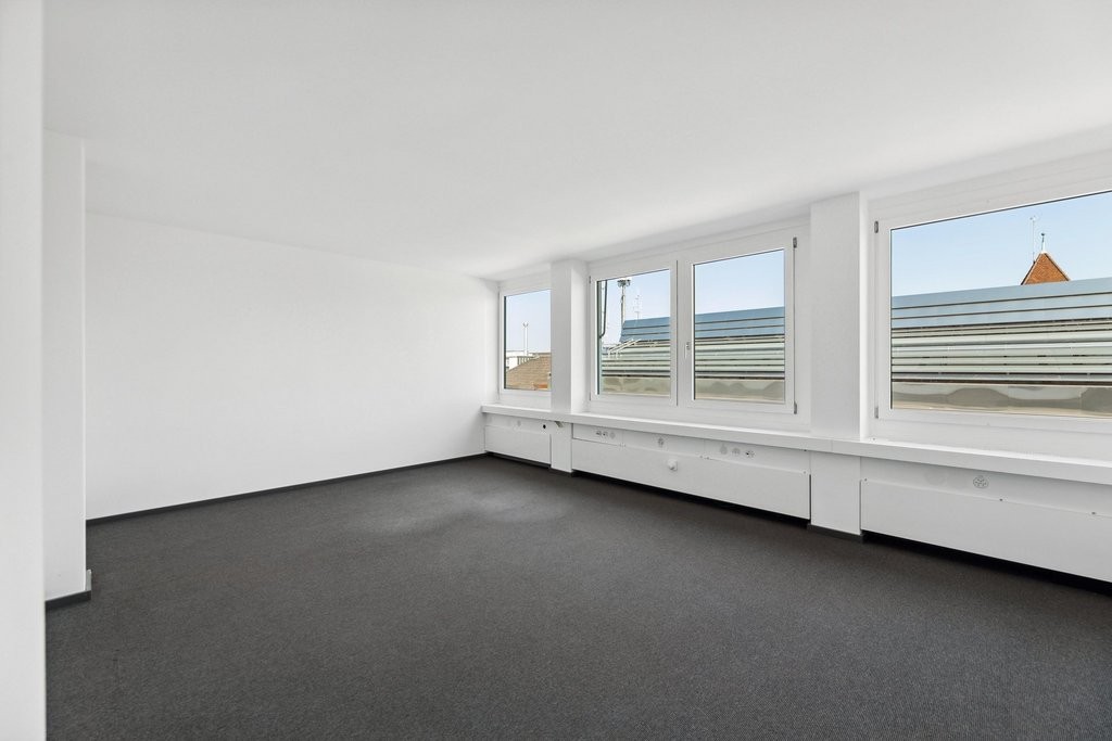 635m² office, Foto 4 von 10