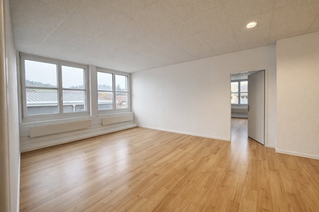 104m² commercial, Foto 2 von 5