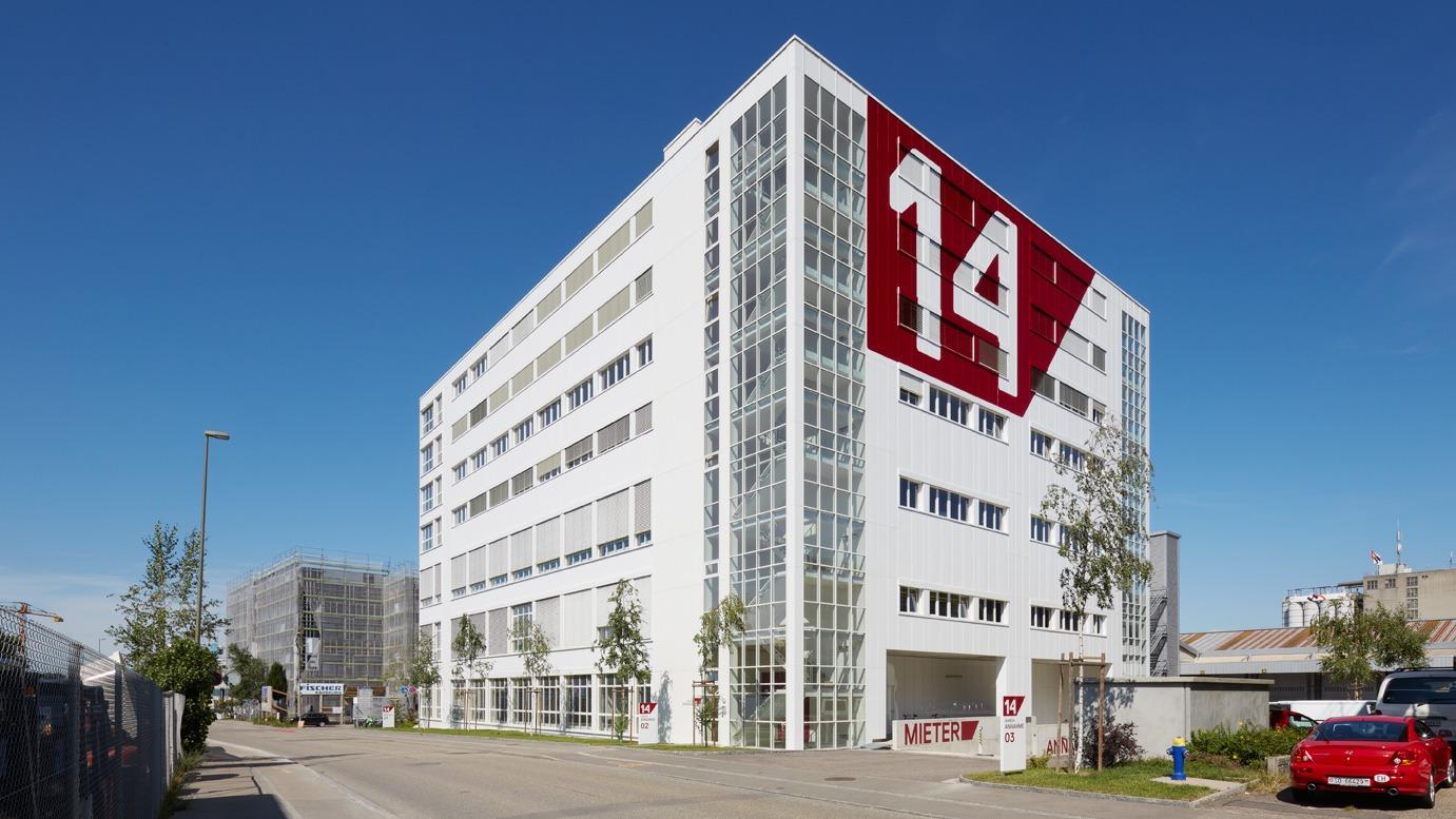 154m² commercial