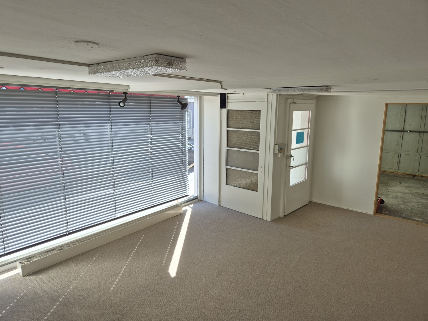 27m² commercial, Foto 1 von 10