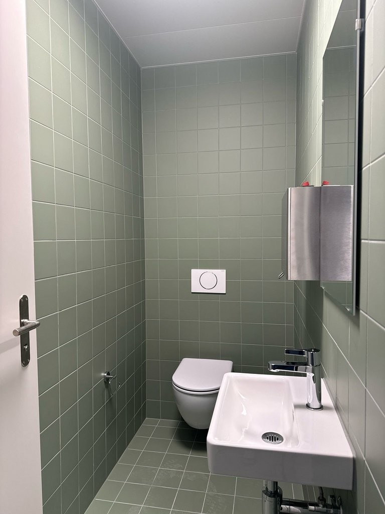 94m² shop, photo 9 of 9