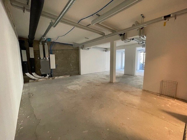 94m² shop, photo 6 of 9