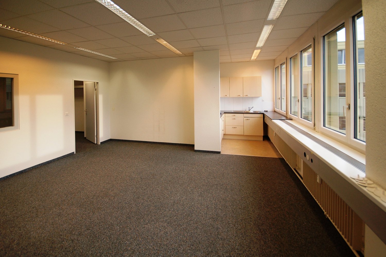 331m² bureau