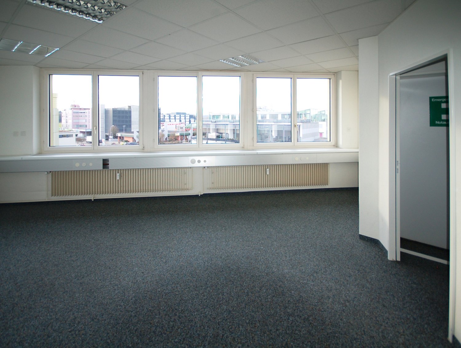 331m² bureau