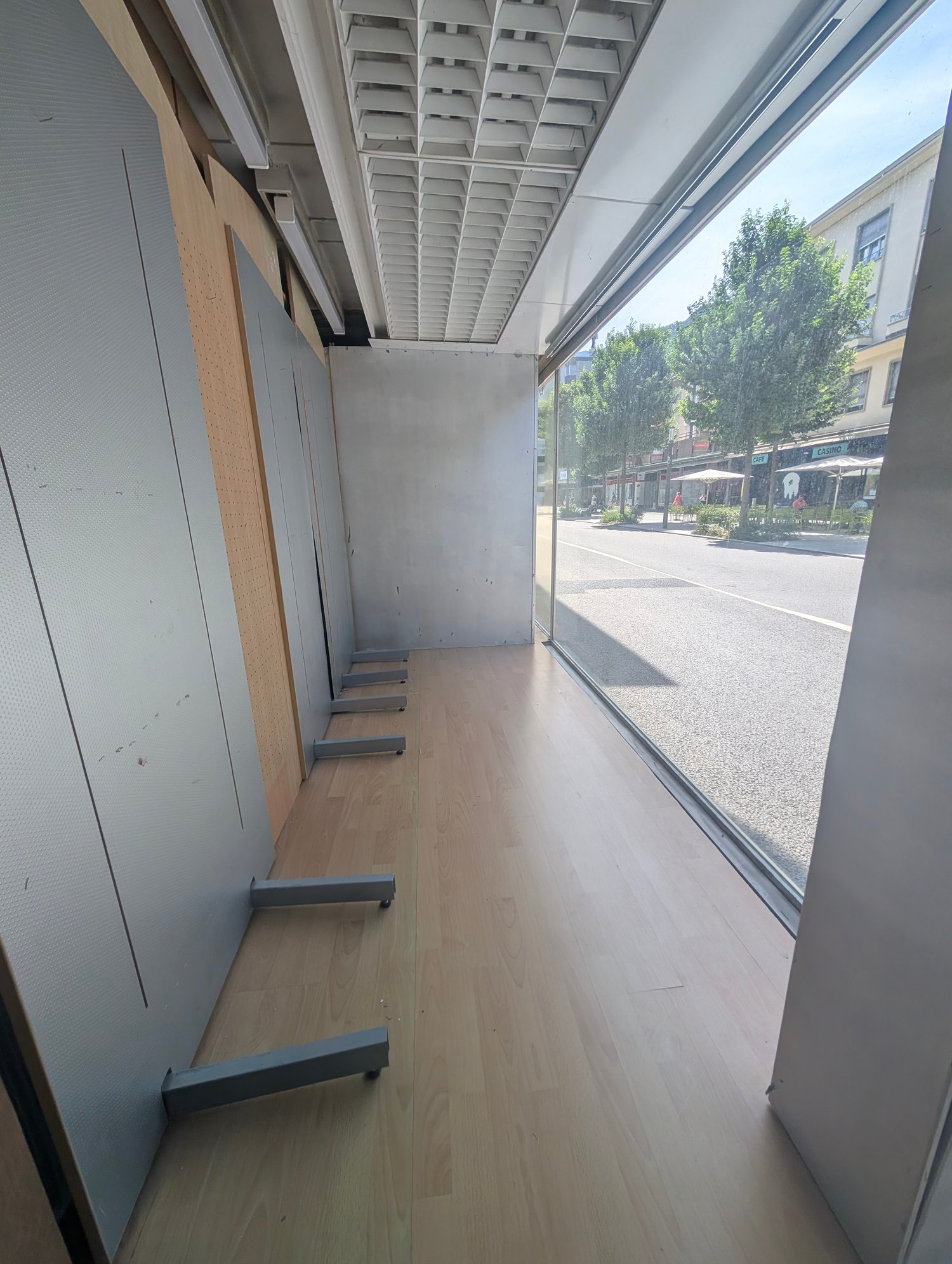 229m² commercial