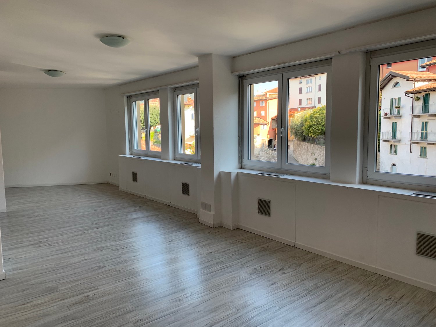 Büro, Foto 1 von 6