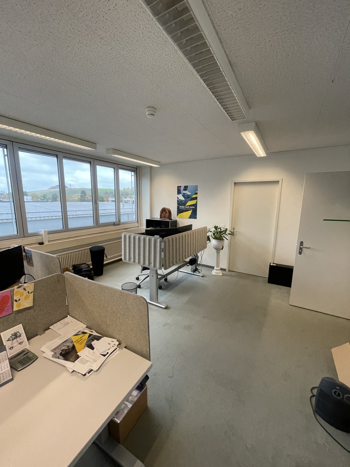 300-1240m² commercial