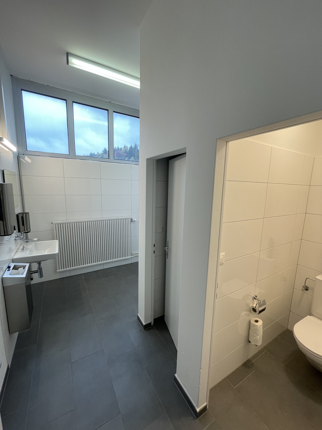 300-1240m² commercial