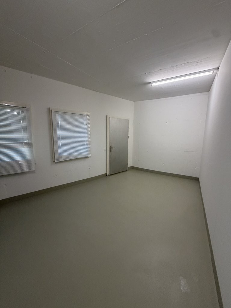 90m² hobby room