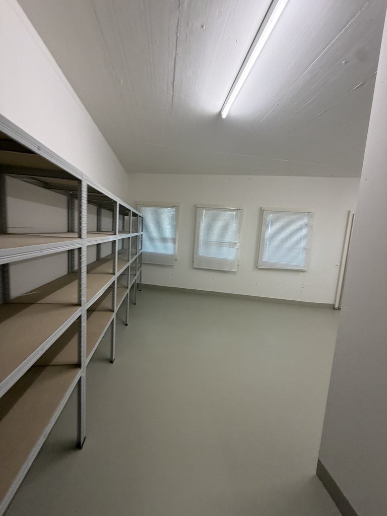 90m² hobby room