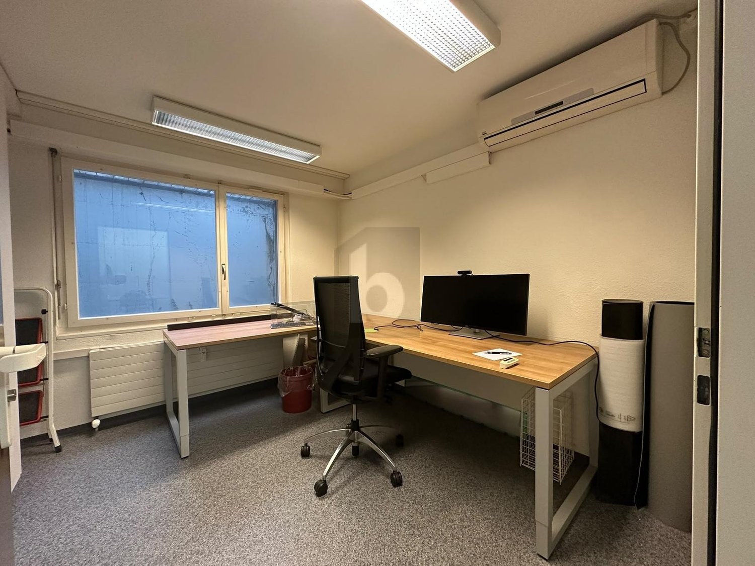 74m² office, Foto 3 von 4