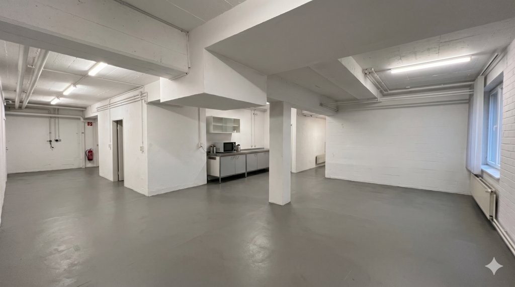 73m² commercial
