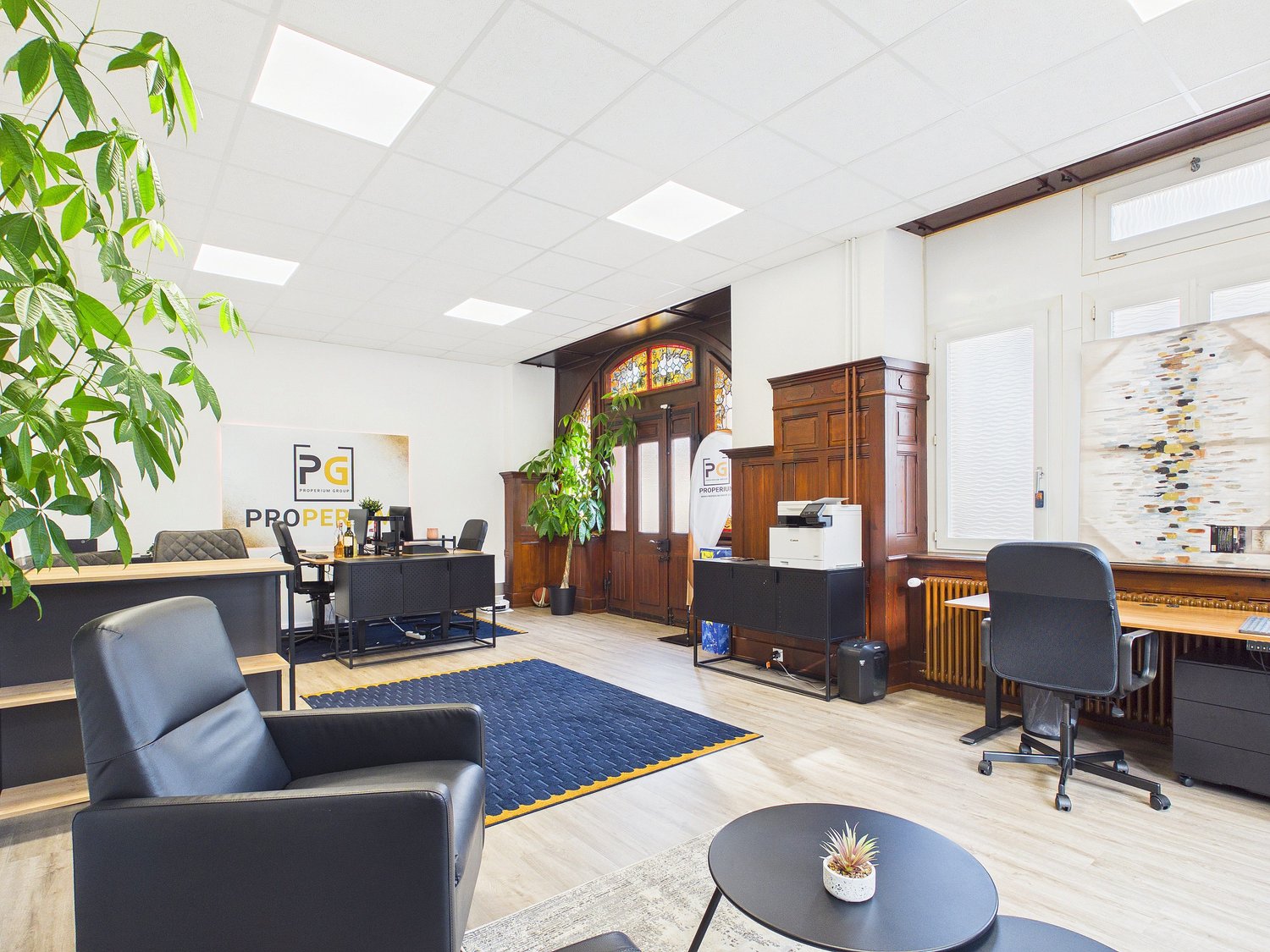140m² office