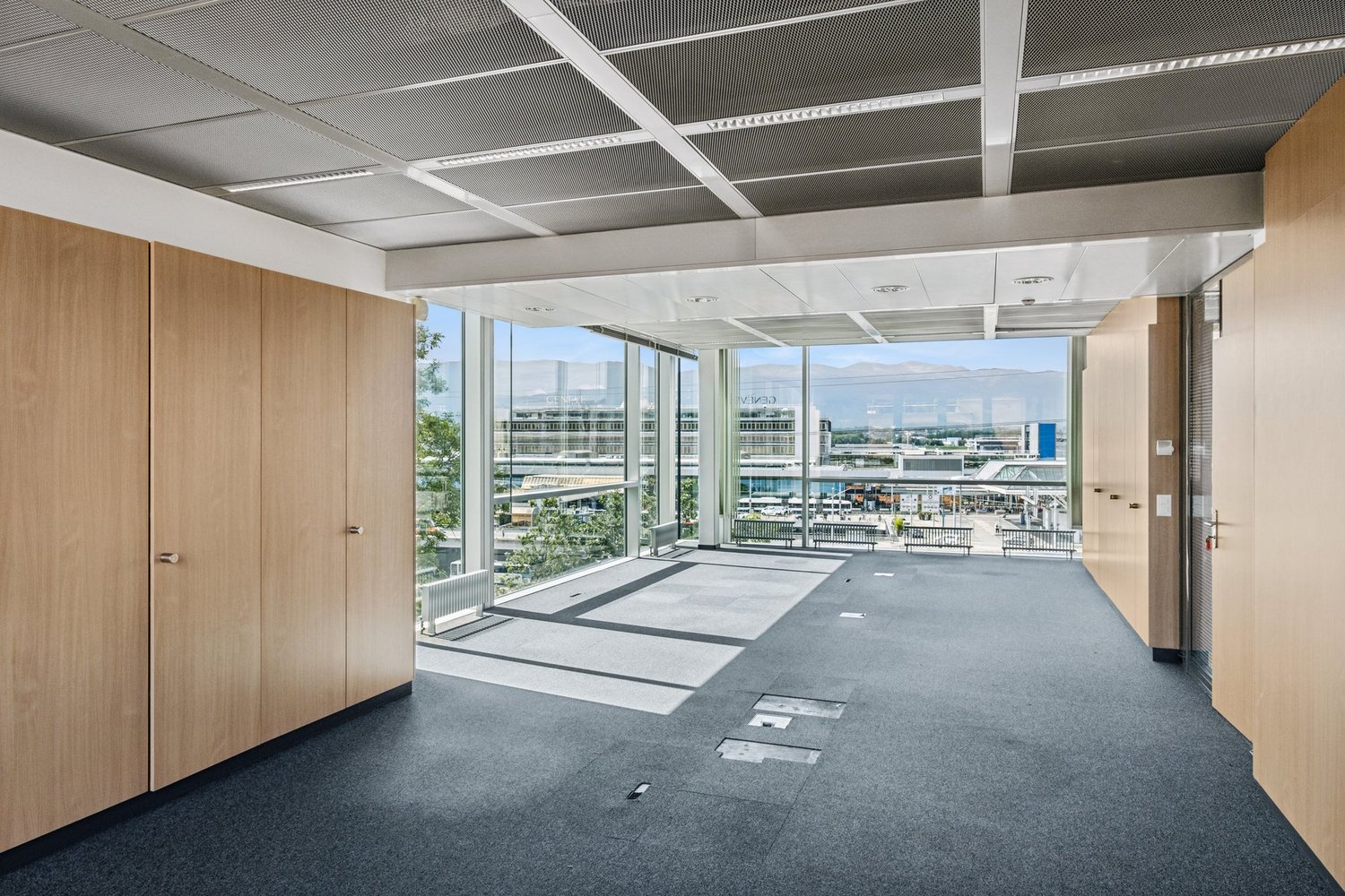 690m² ufficio, foto 5 di 10