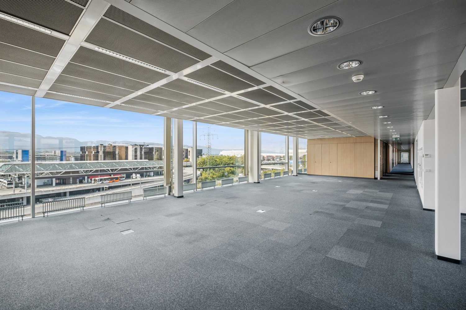 690m² ufficio, foto 6 di 10