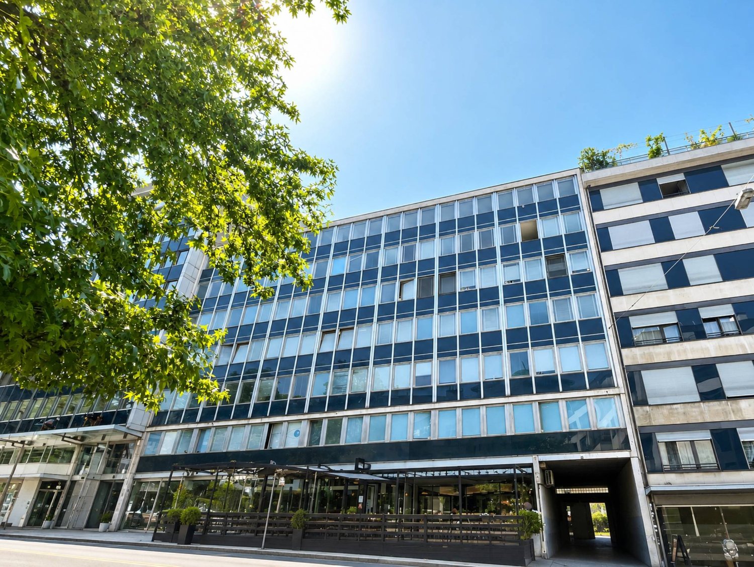 367m² Büro, Foto 1 von 9