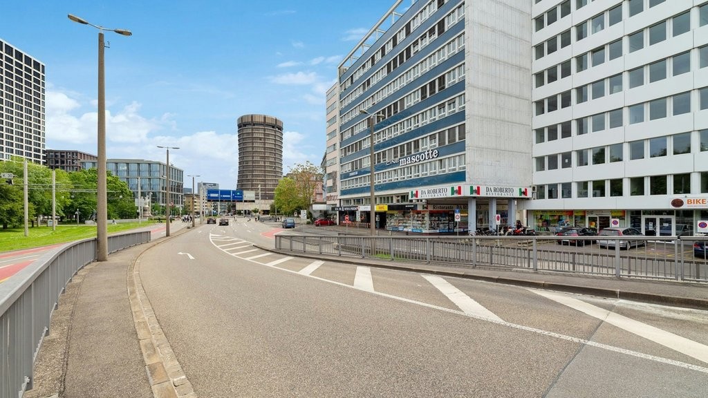 115m² office