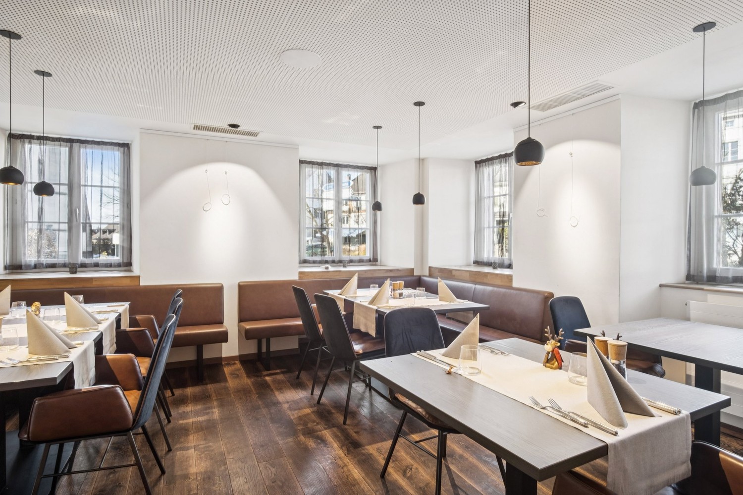 ristorante di 385m²