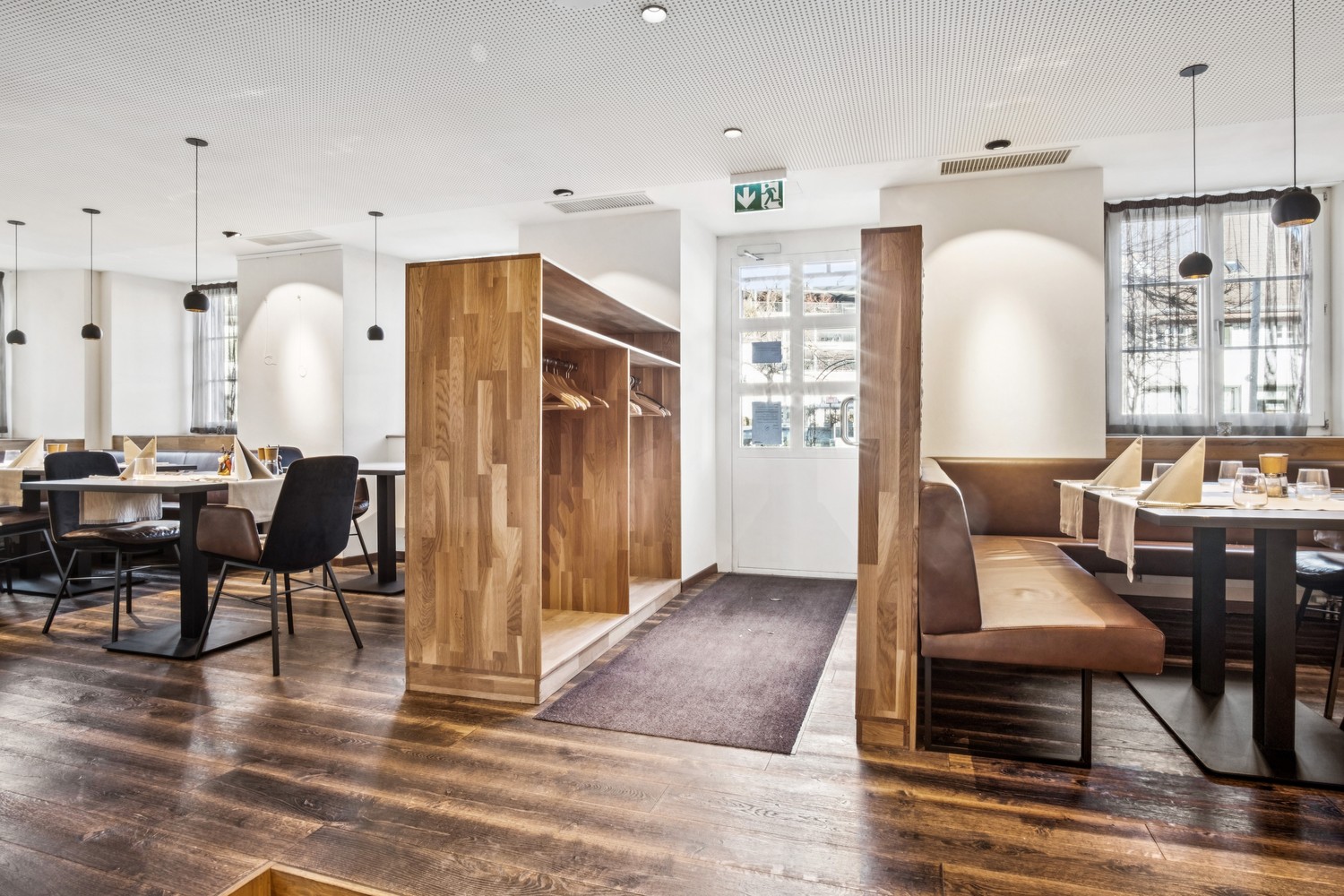 ristorante di 385m²