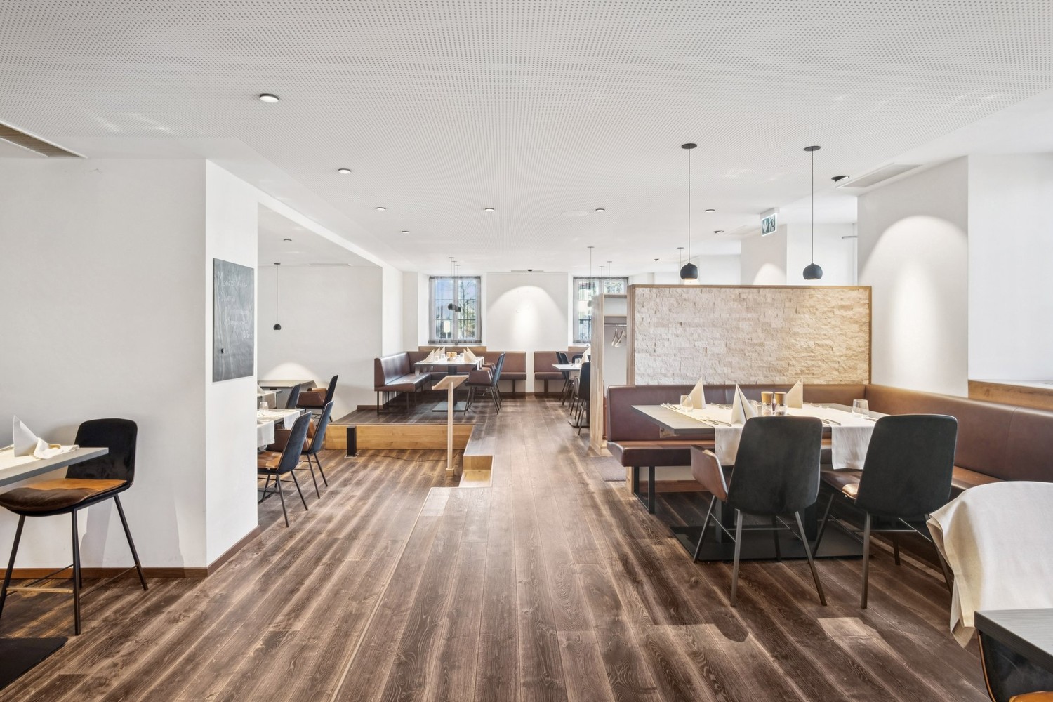 ristorante di 385m²