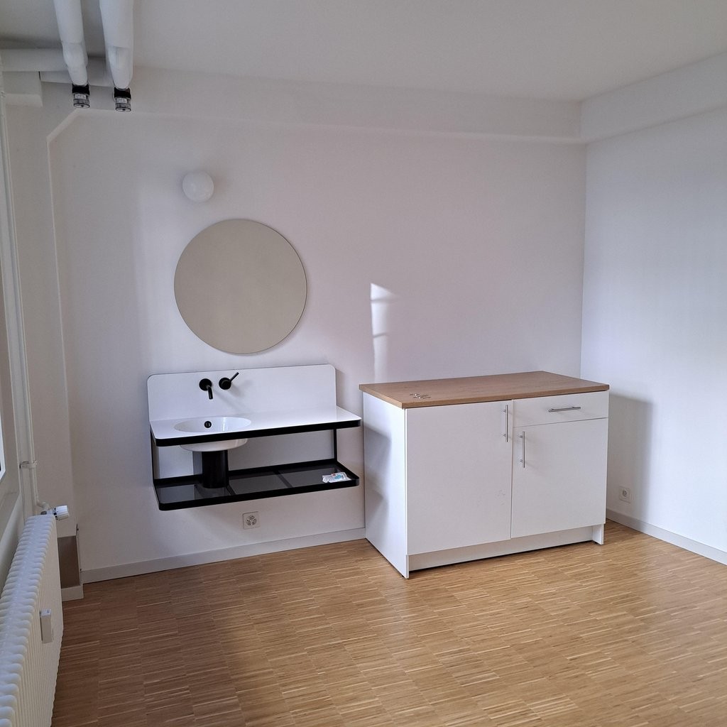 atelier di 16m², foto 1 di 4