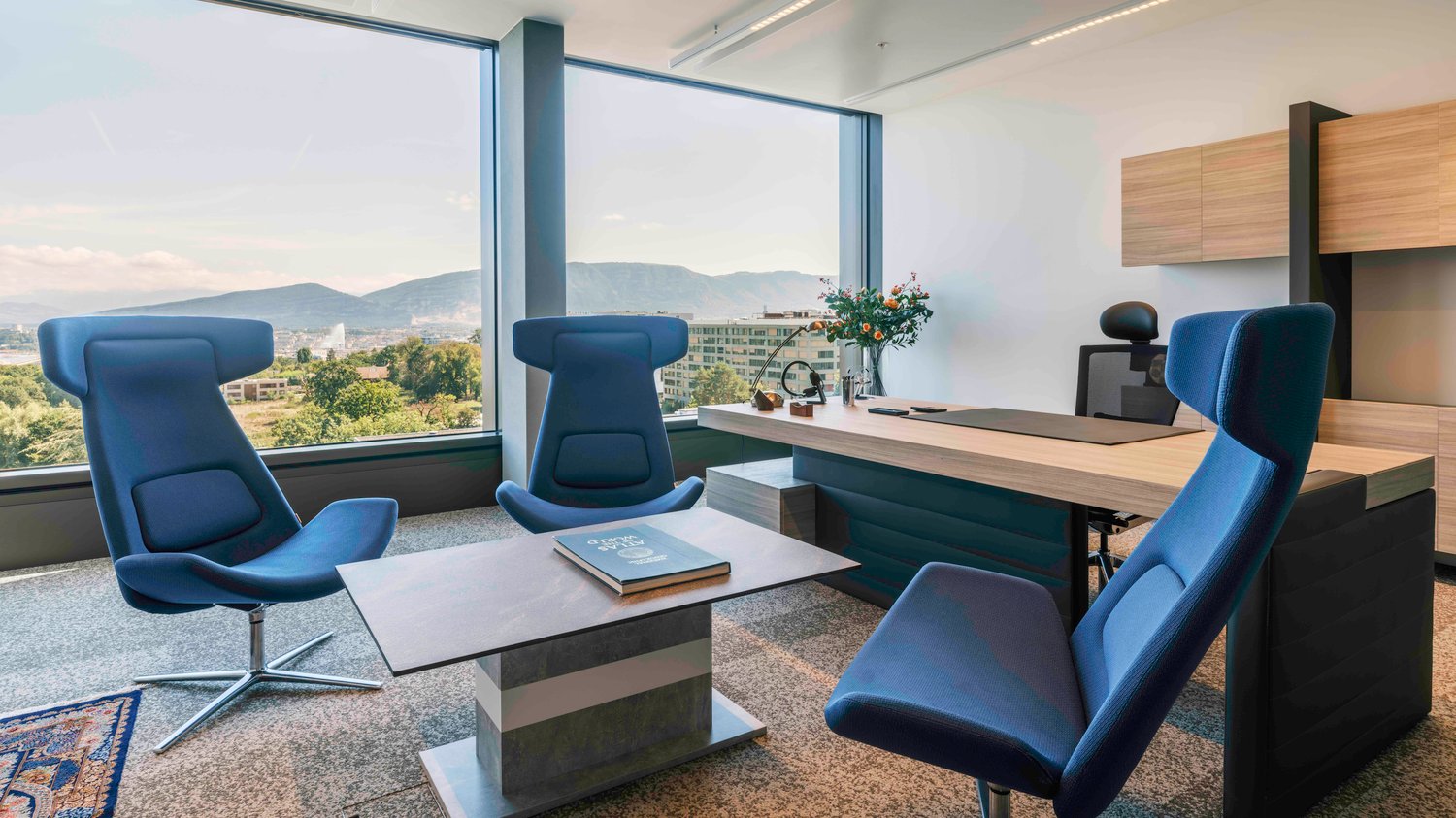 1250m² Büro