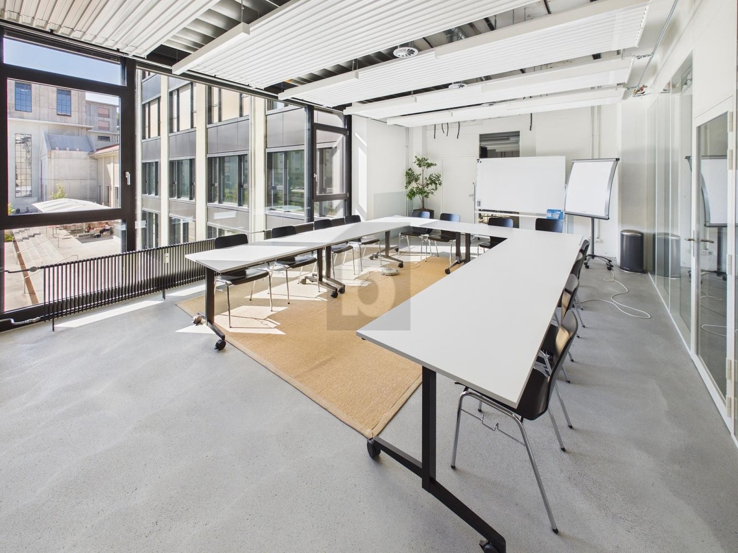 44m² office
