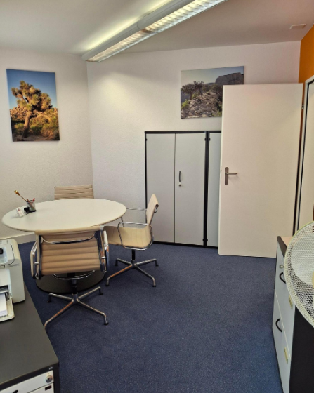 150m² office