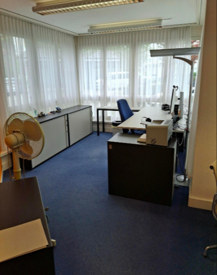 150m² office