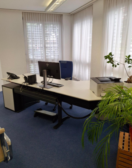 150m² office