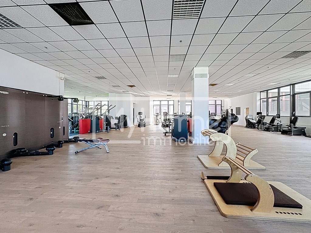 967m² Laden, Foto 2 von 10