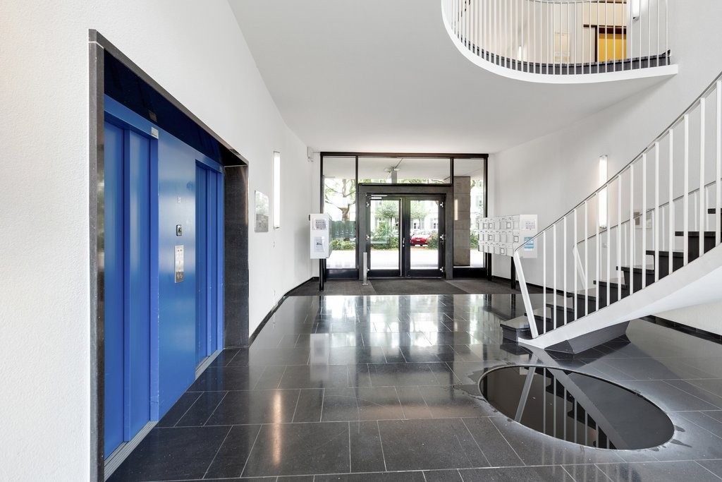 23m² office