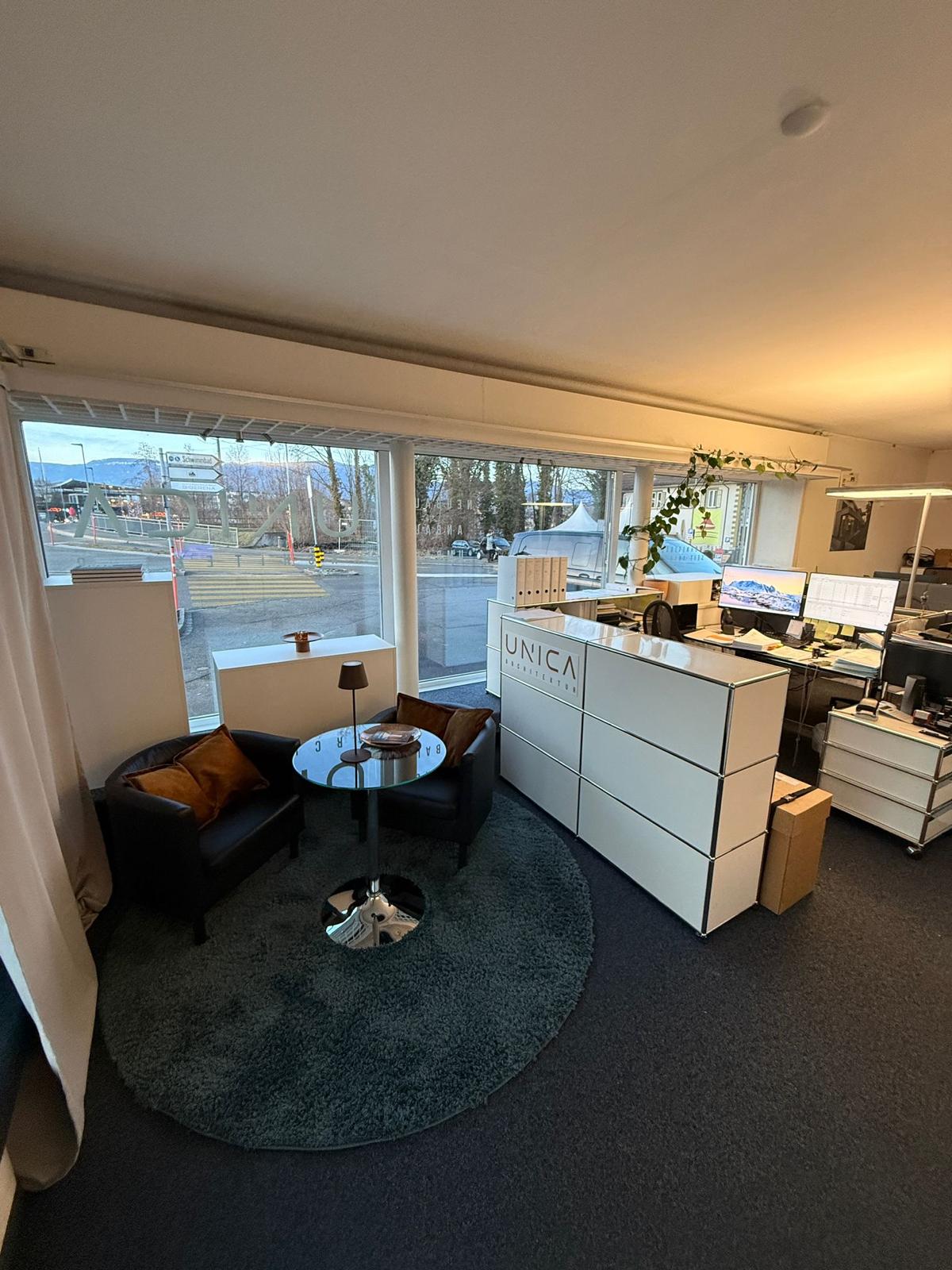 135m² office