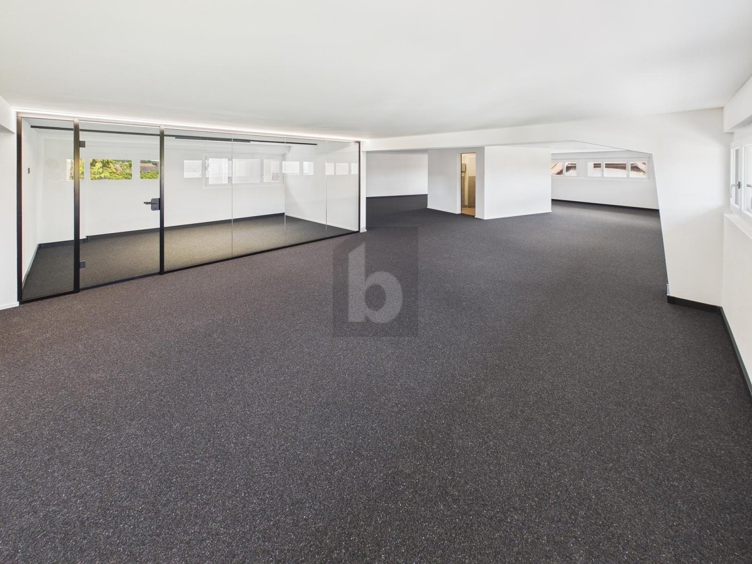 192m² office, Foto 2 von 4