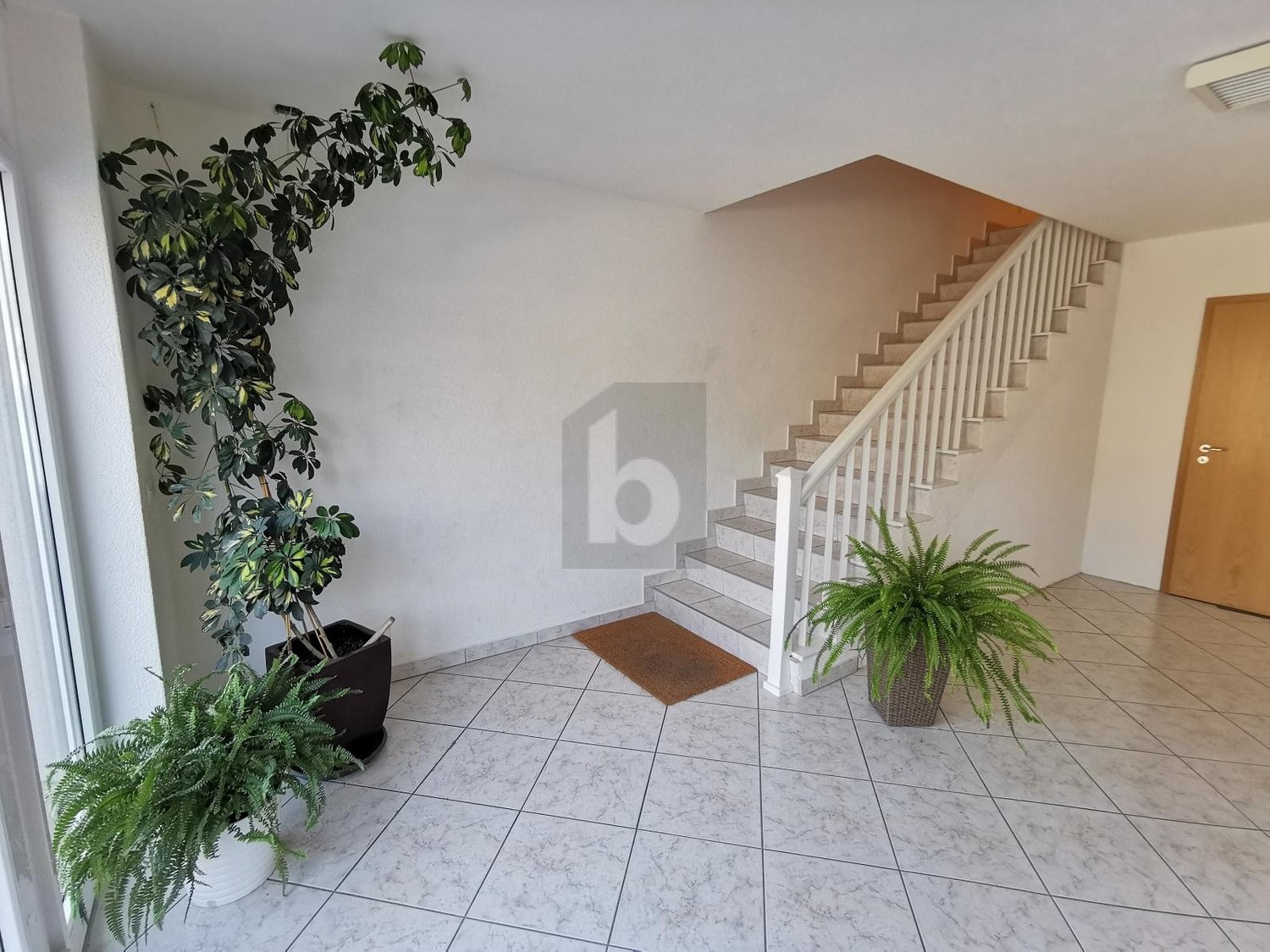 109m² office