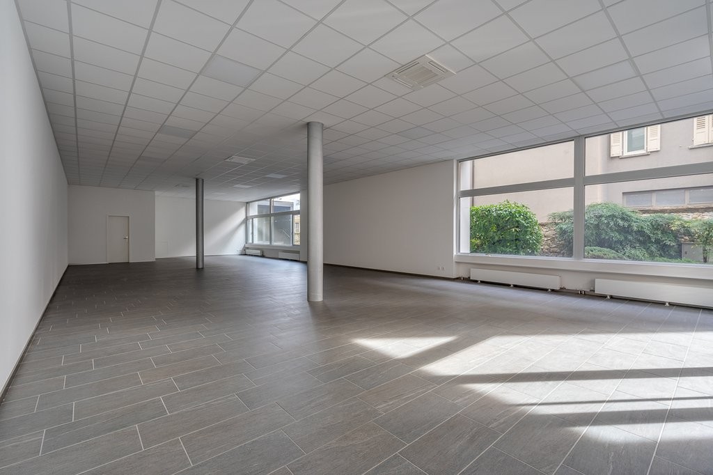 160m² Laden