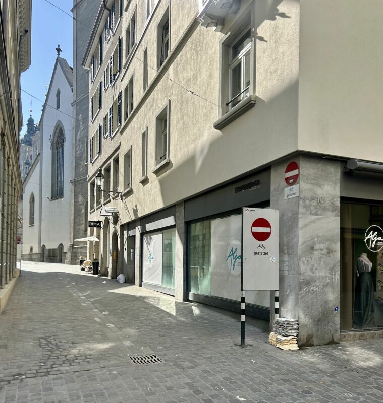 Negozio di 91m²