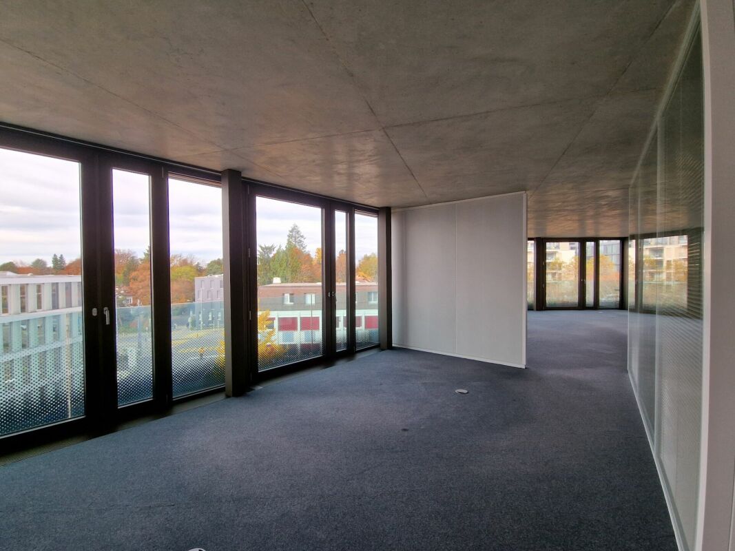 255m² office