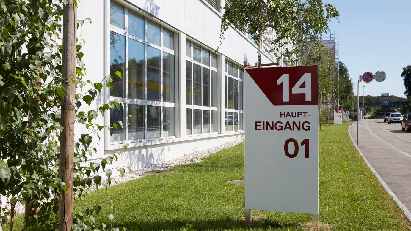 52m² office