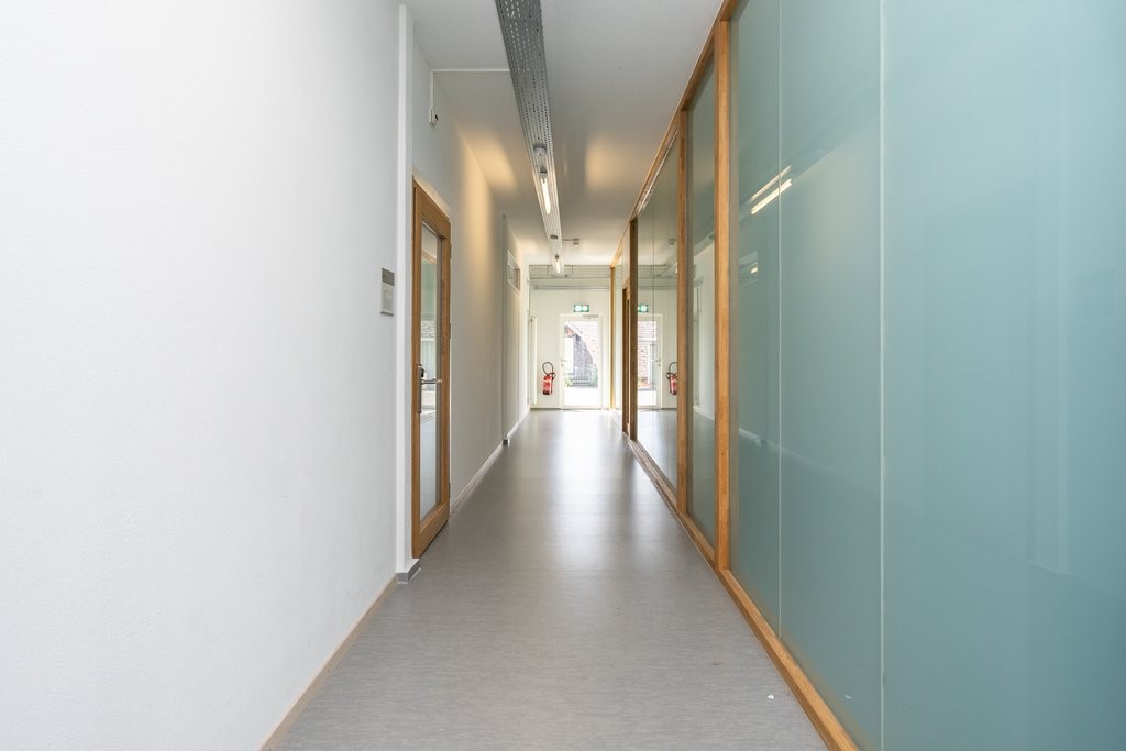 22m² office